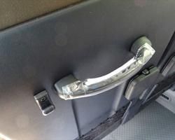 �R�ۑ΍�@�r�j�[���J�o�[